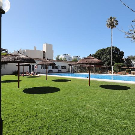 Апартаменты 071 - Beachside Studio Perfect For A Family Getaway Торремолинос Экстерьер фото