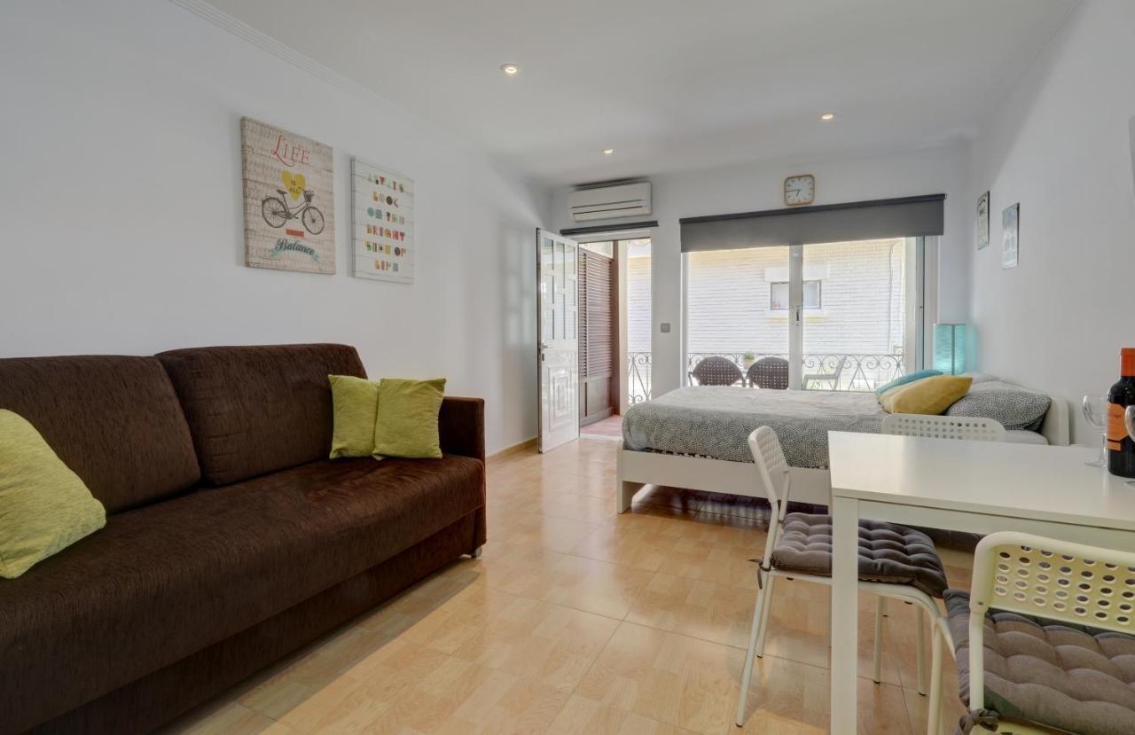 Апартаменты 071 - Beachside Studio Perfect For A Family Getaway Торремолинос Экстерьер фото