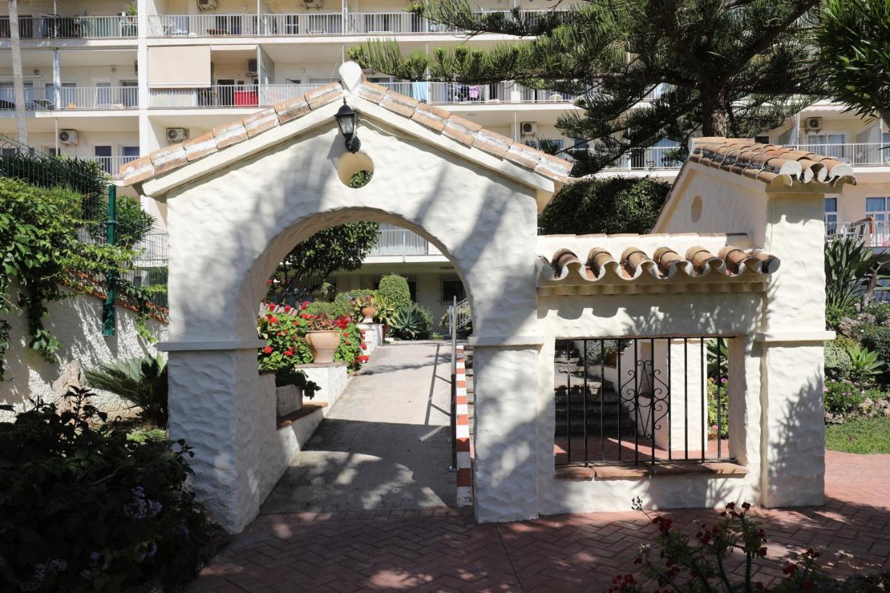 Апартаменты 071 - Beachside Studio Perfect For A Family Getaway Торремолинос Экстерьер фото